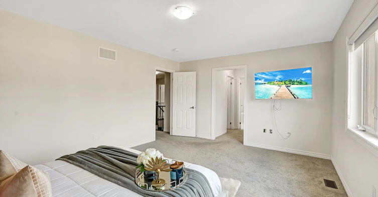 Main & Upper-15 Douglas Kemp Crescent, Clarington, ON, L1C 7E3 - 30