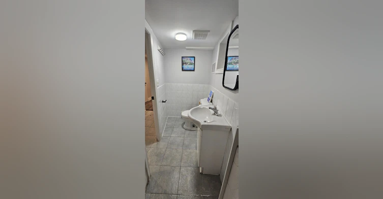 372 Rhodes Avenue, Toronto, ON, M4L 3A5 - 3