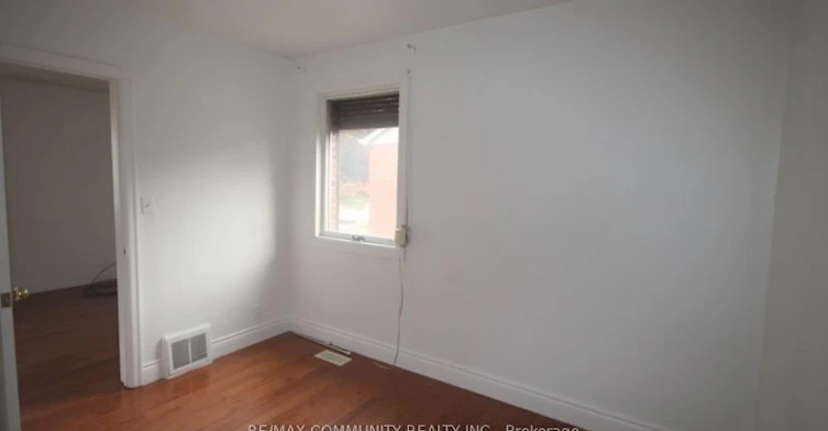 64 Admiral Road, Ajax, ON, L1S 2N9 - 8