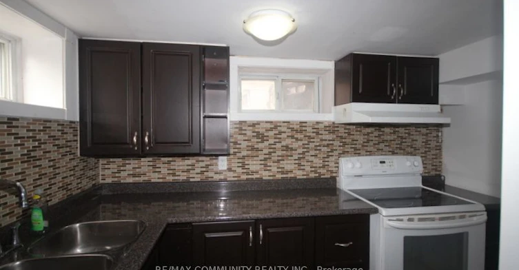 64 Admiral Road, Ajax, ON, L1S 2N9 - 19