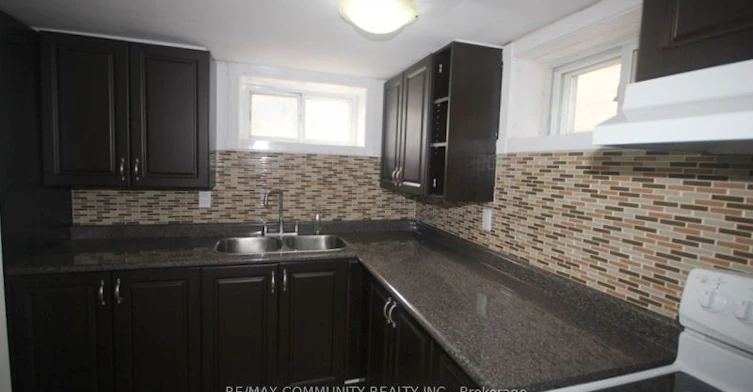 64 Admiral Road, Ajax, ON, L1S 2N9 - 20