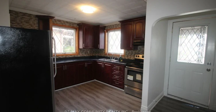 64 Admiral Road, Ajax, ON, L1S 2N9 - 3