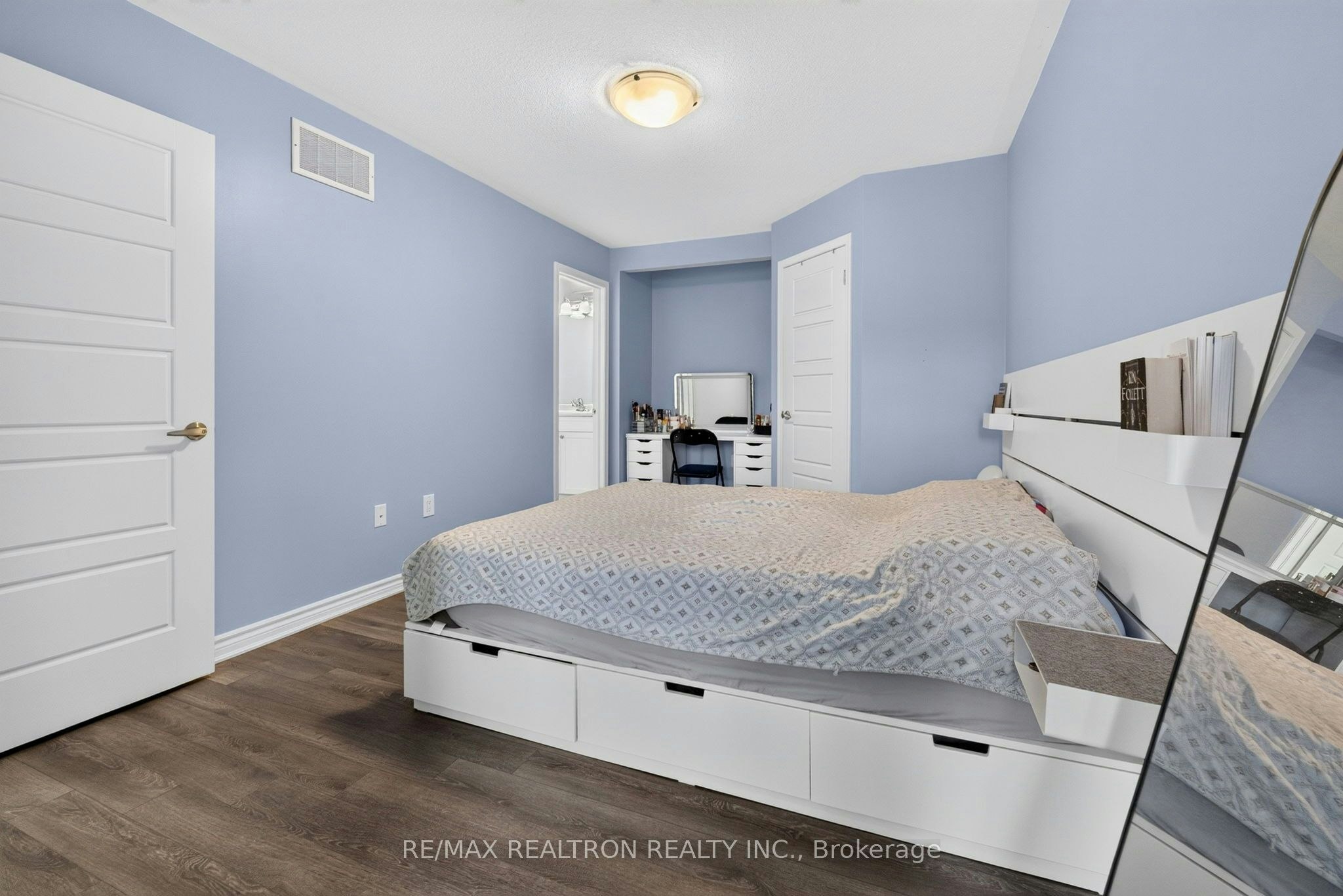 1096 Silk Street, Pickering, ON, L1X 0E8 - 22