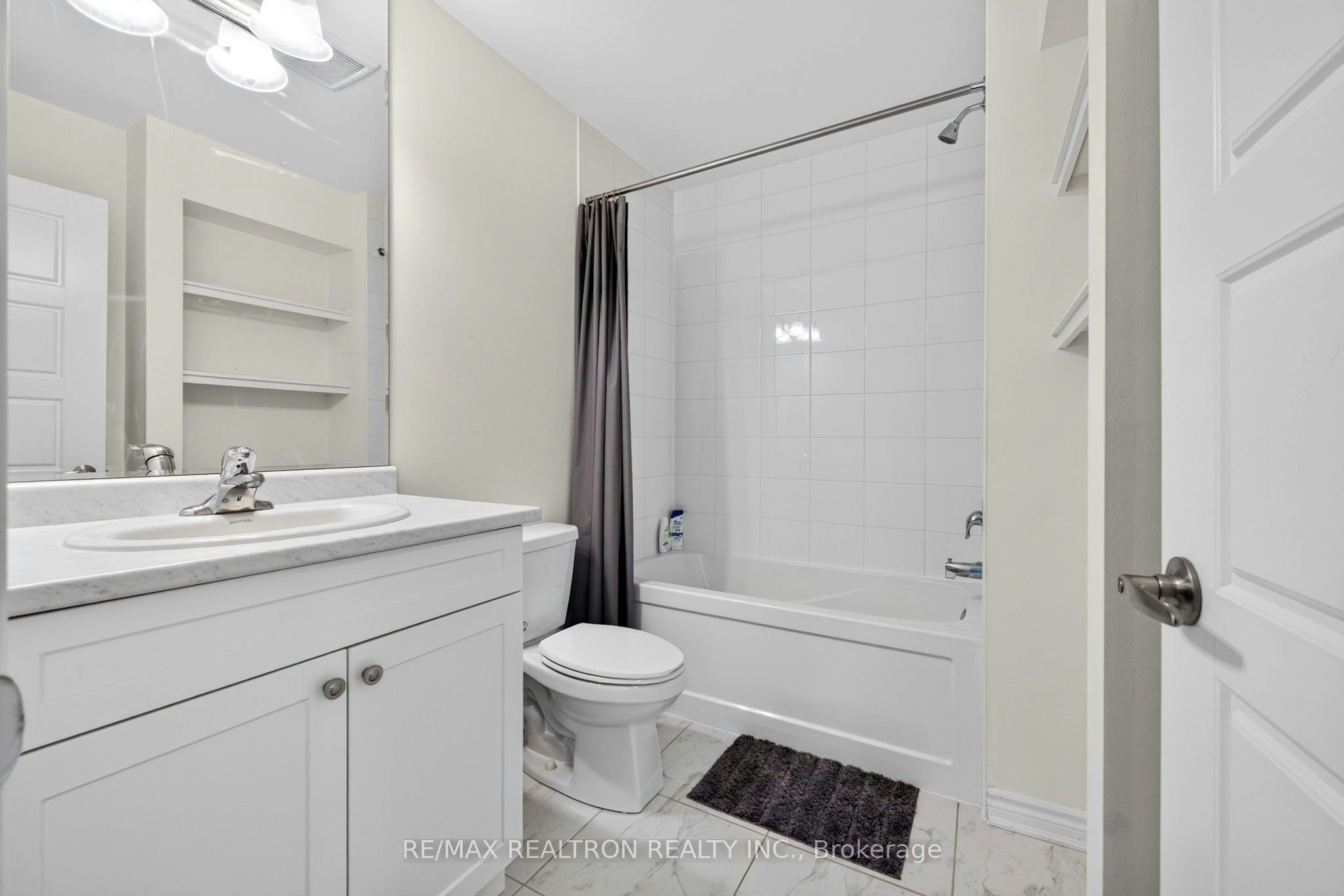 1096 Silk Street, Pickering, ON, L1X 0E8 - 25