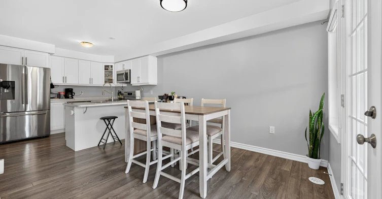 1096 Silk Street, Pickering, ON, L1X 0E8 - 9