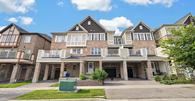 1096 Silk Street, Pickering, ON, L1X 0E8