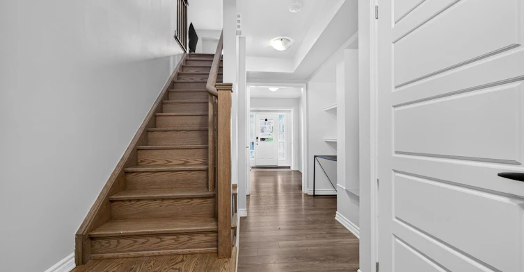 1096 Silk Street, Pickering, ON, L1X 0E8 - 4