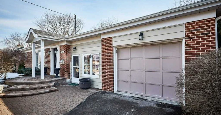 99 Switzer Drive, Oshawa, ON, L1G 3J5 - 2