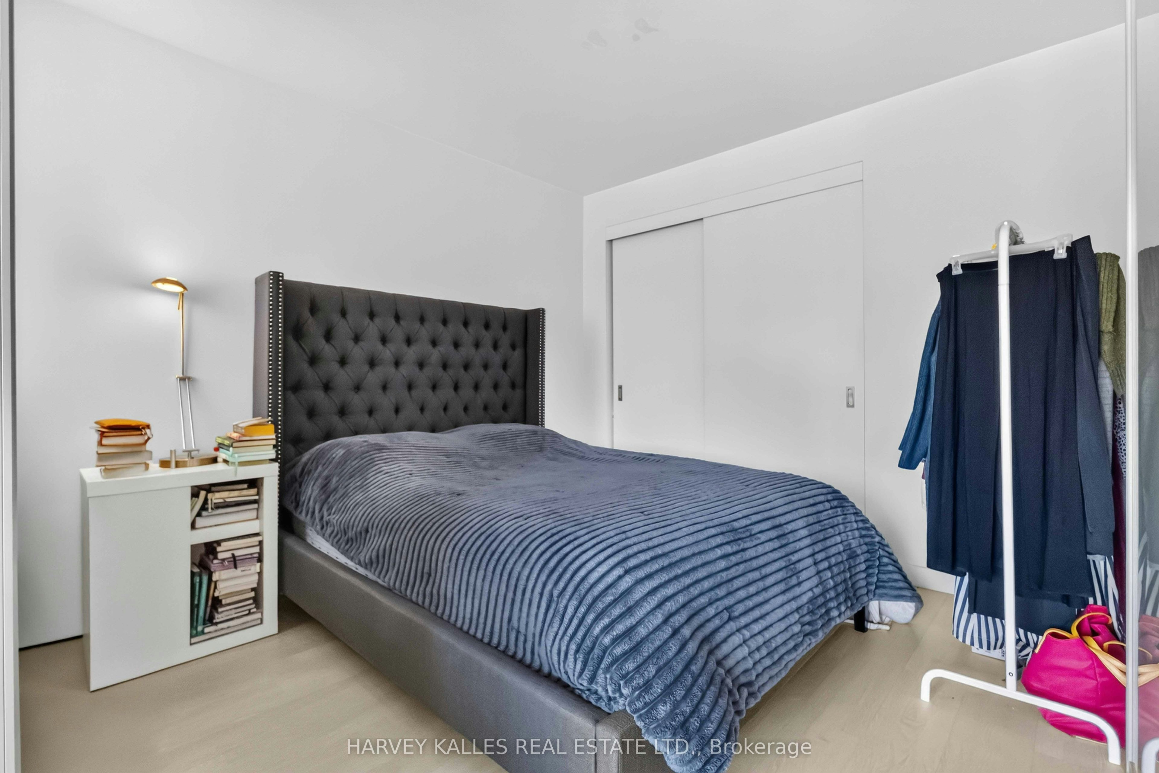 325-246 Logan Avenue, Toronto, ON, M4M 0E9 - 22