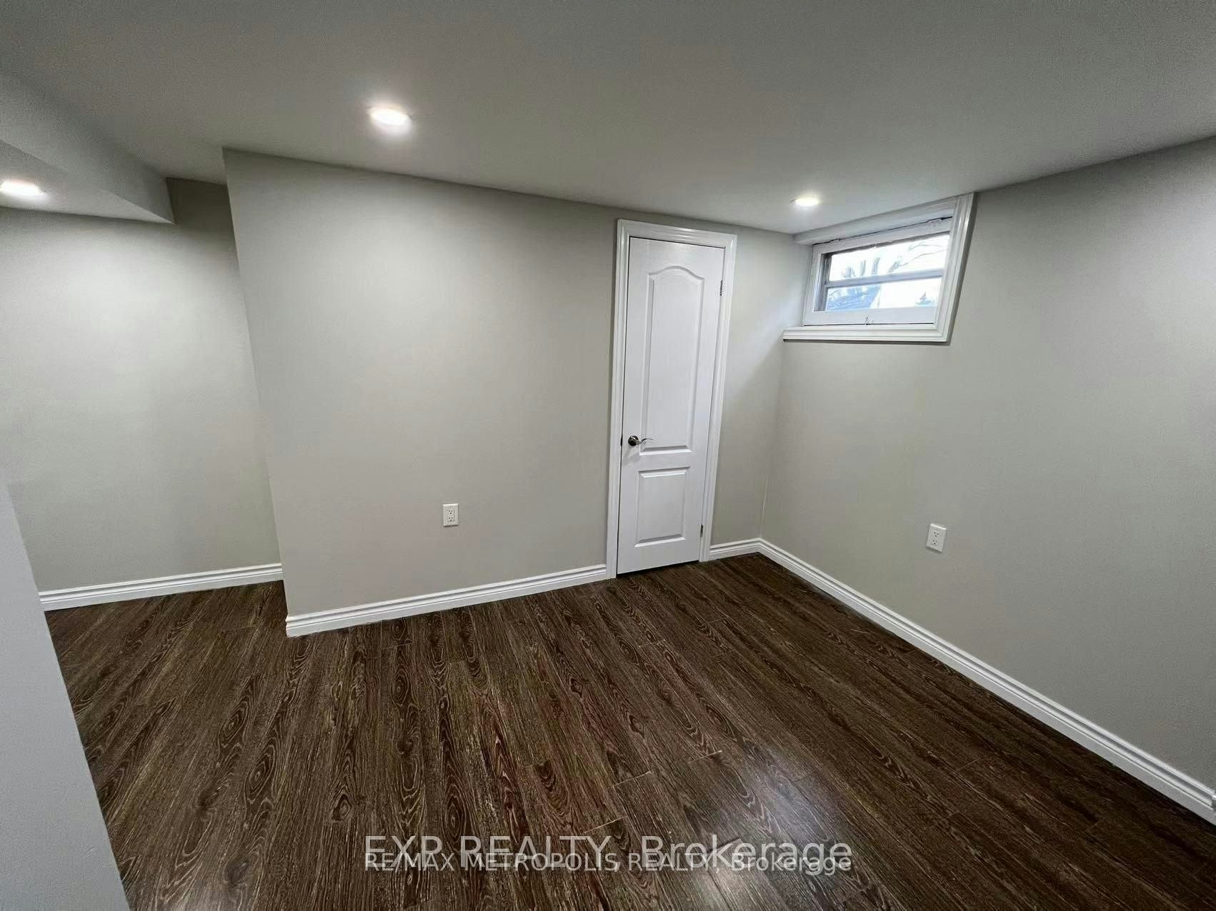 Bsmt-6 Mid Pines Road, Toronto, ON, M1G 2L6 - 2
