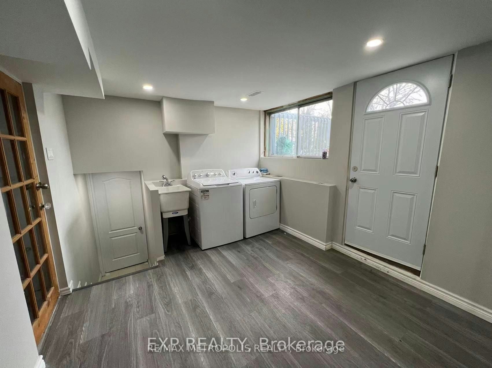 Bsmt-6 Mid Pines Road, Toronto, ON, M1G 2L6 - 14