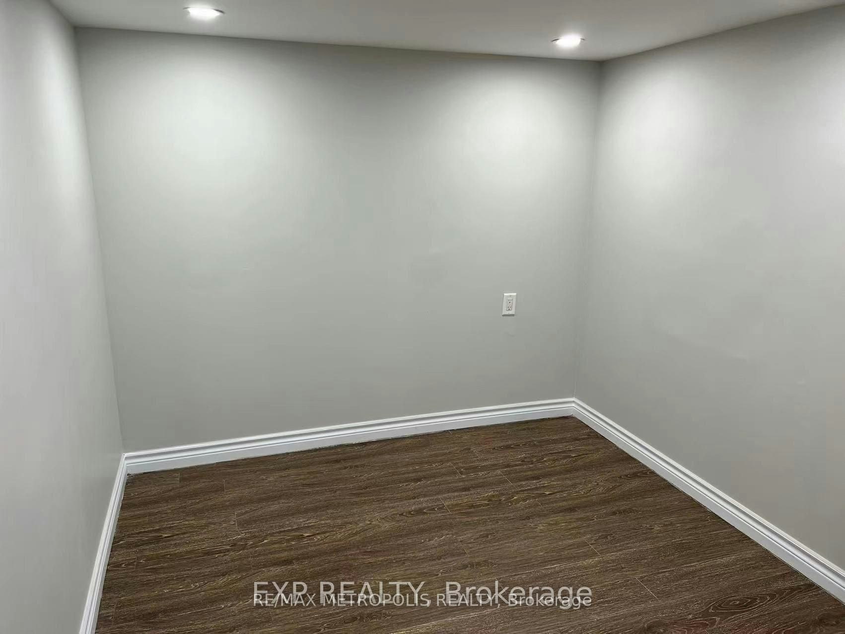 Bsmt-6 Mid Pines Road, Toronto, ON, M1G 2L6 - 4