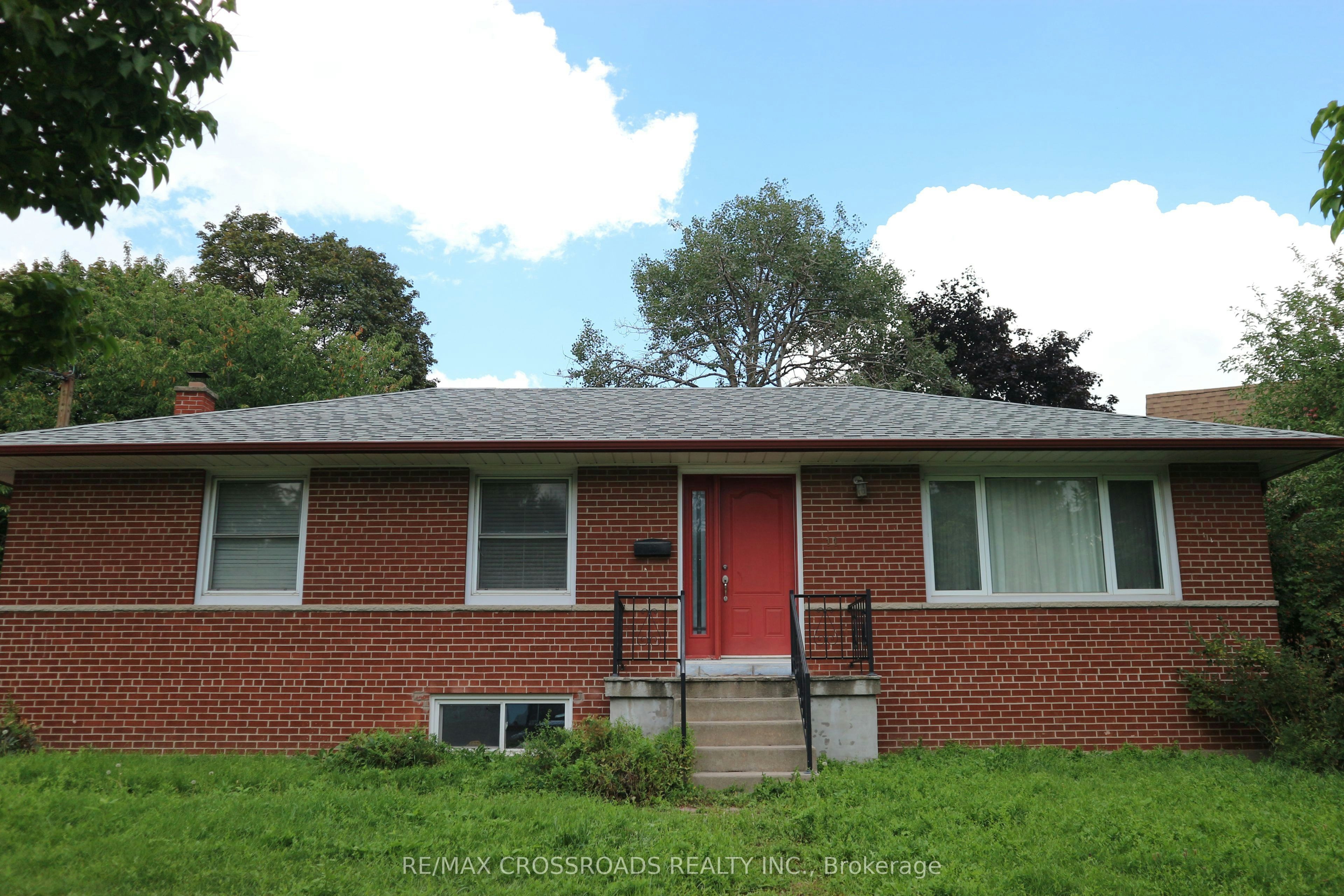 11 Cleta Drive, Toronto, ON, M1K 3G5