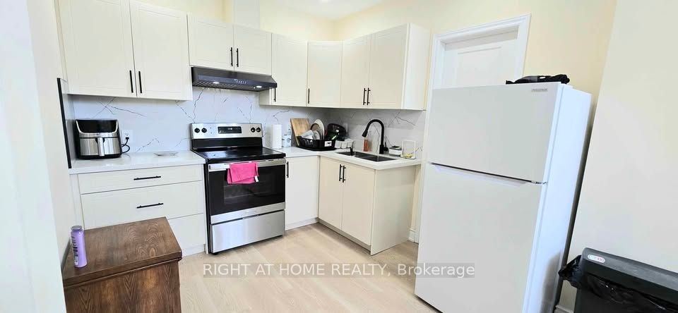 Bsmnt 213 Doug Finney Street, Oshawa, ON, L1K 3G3 - 5