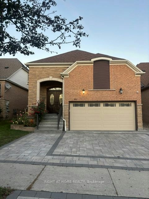 101 Mackey Drive, Whitby, ON, L1P 1R5