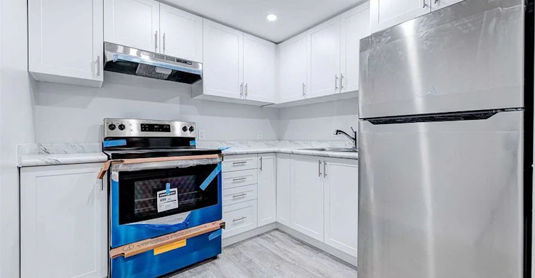 Bsmt-37 Marcel Brunelle Drive, Whitby, ON, L1P 0G9 - 2