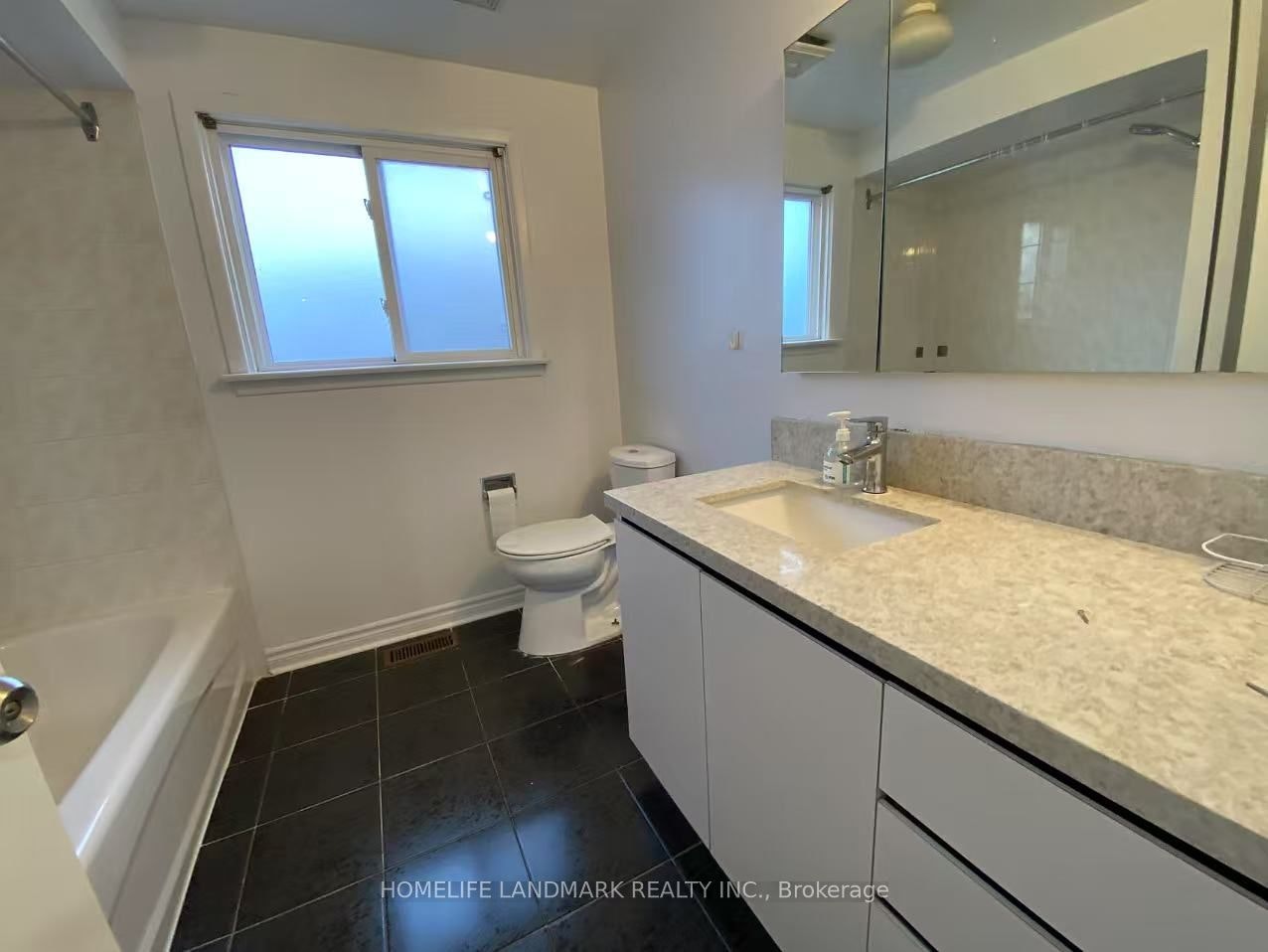 B2-43 Wakefield Crescent, Toronto, ON, M1W 2C1 - 2