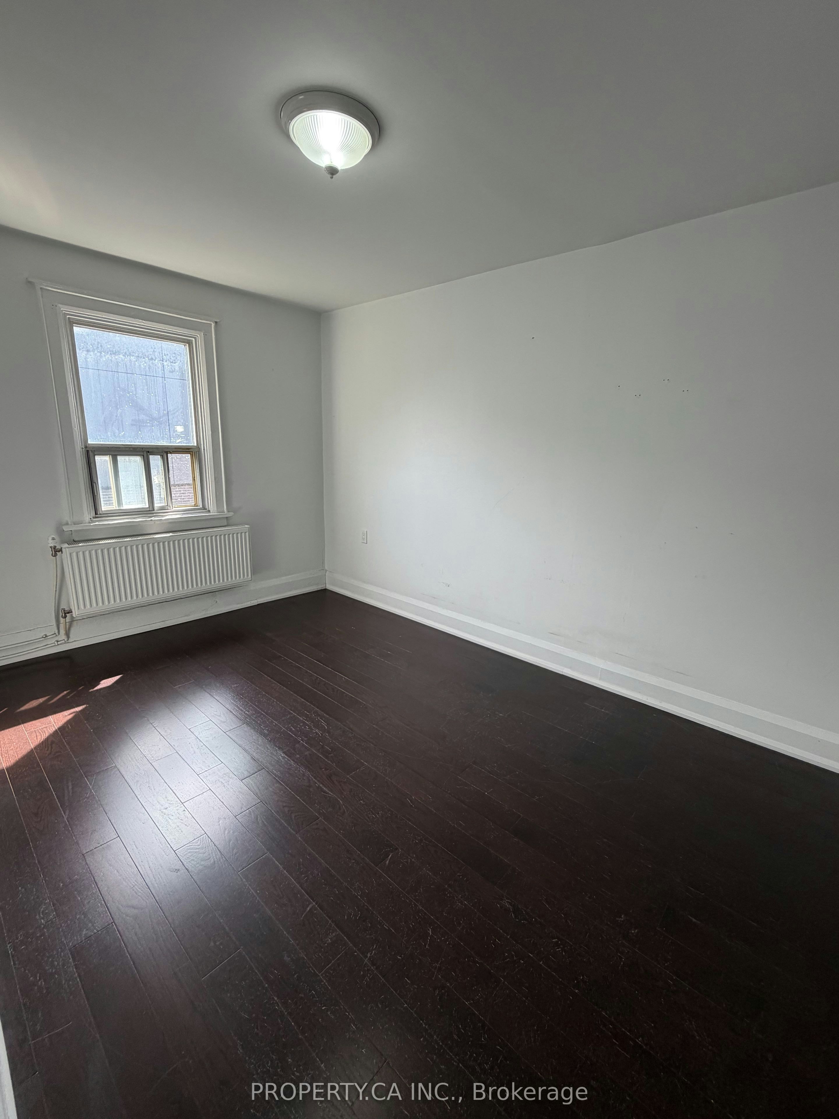 32-849 Broadview Avenue E, Toronto, ON, M4K 2P9 - 3
