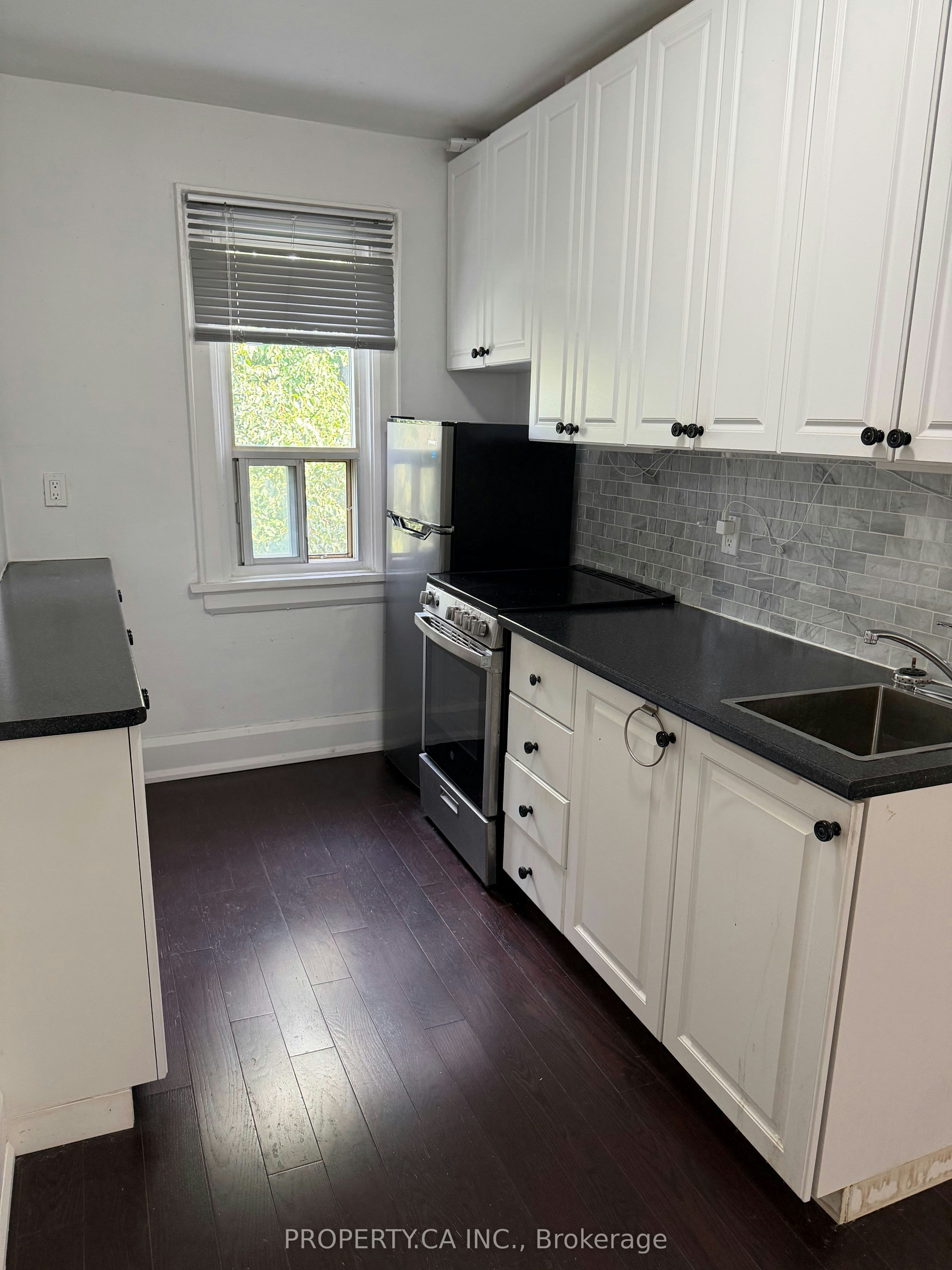 32-849 Broadview Avenue E, Toronto, ON, M4K 2P9