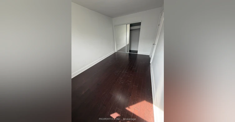 32-849 Broadview Avenue E, Toronto, ON, M4K 2P9 - 4