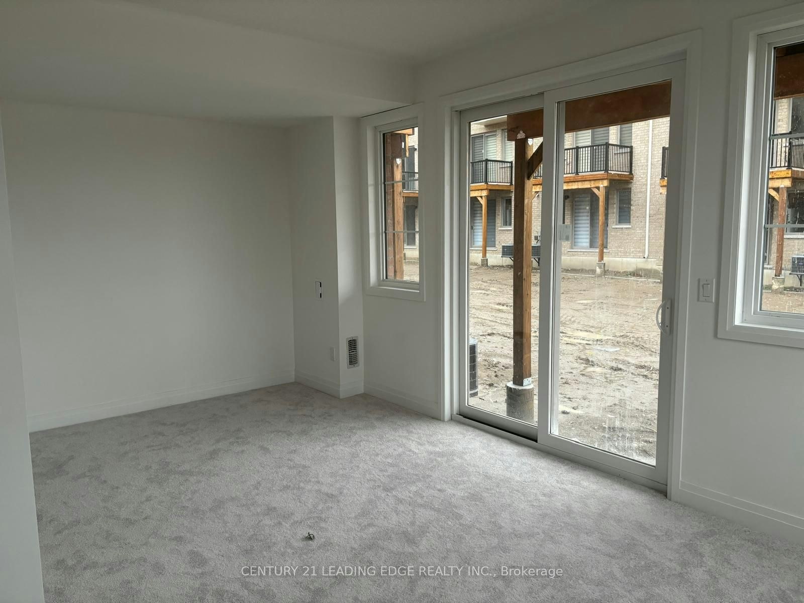 2 Nautical Way, Whitby, ON, L1N 0N2 - 18