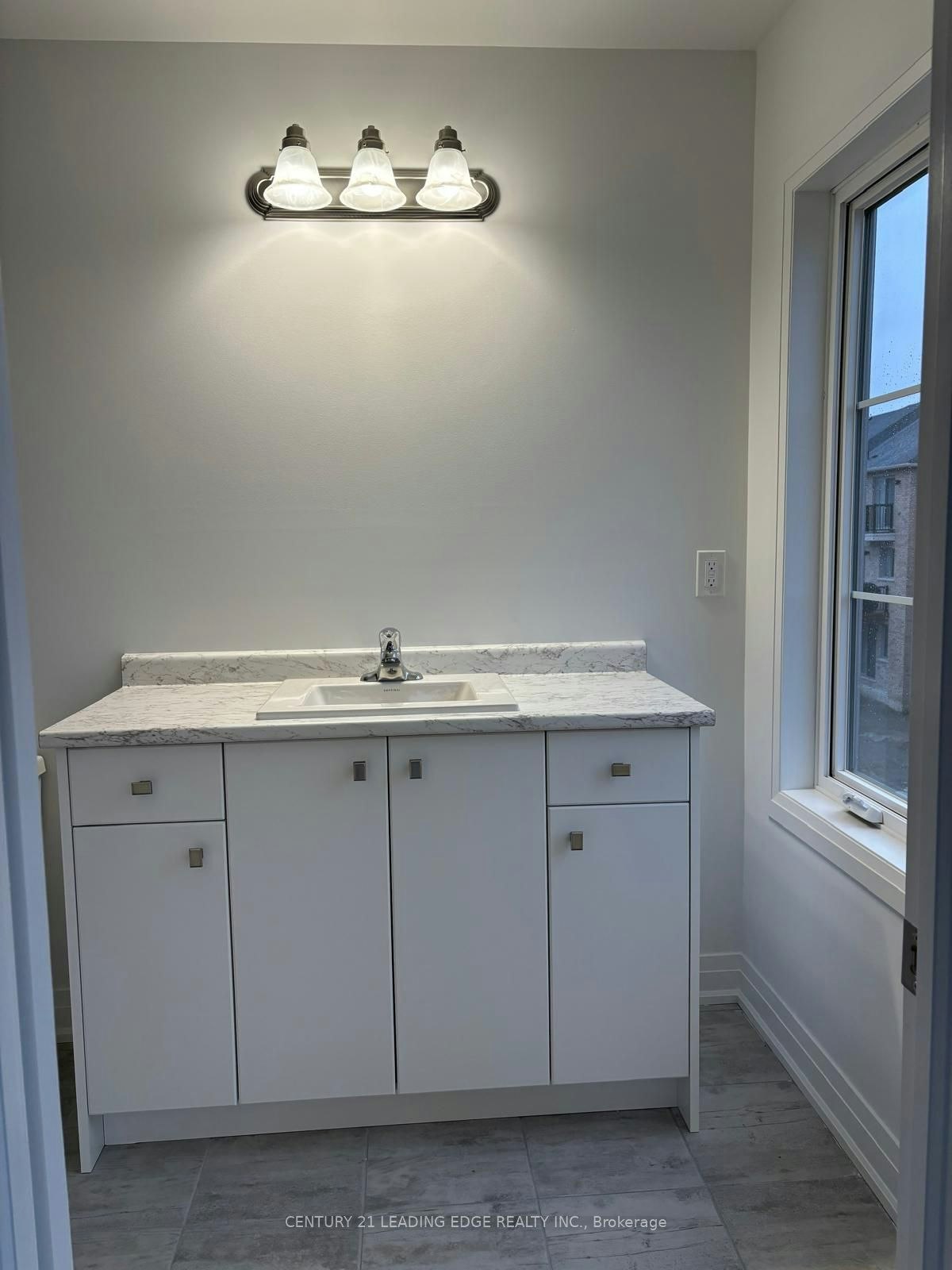 2 Nautical Way, Whitby, ON, L1N 0N2 - 9