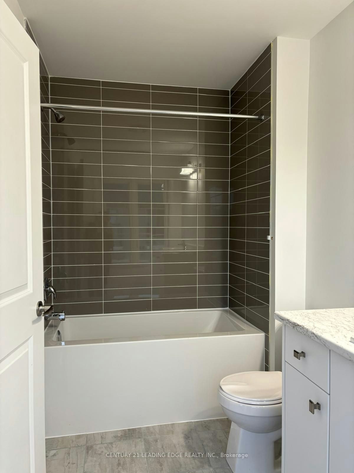 2 Nautical Way, Whitby, ON, L1N 0N2 - 10