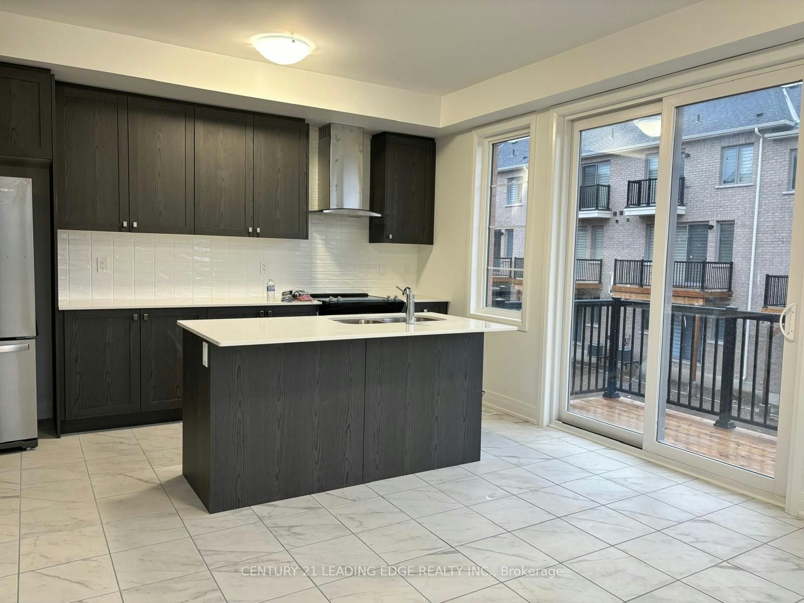 2 Nautical Way, Whitby, ON, L1N 0N2 - 2