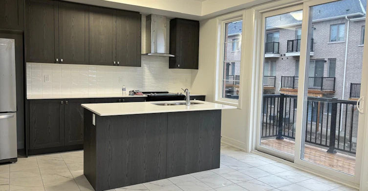 2 Nautical Way, Whitby, ON, L1N 0N2 - 2