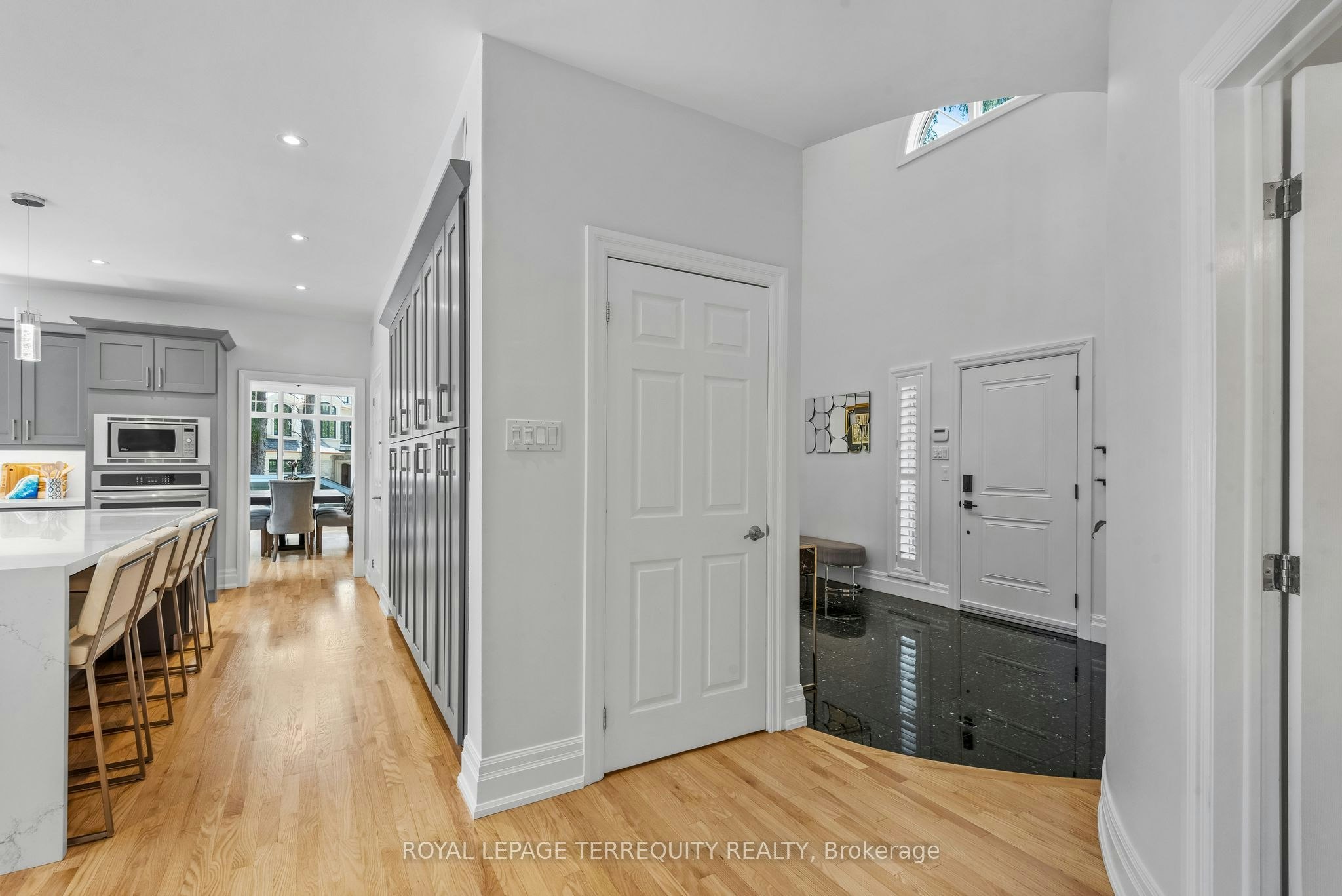 507 Rougemount Drive, Pickering, ON, L1W 2B8 - 18