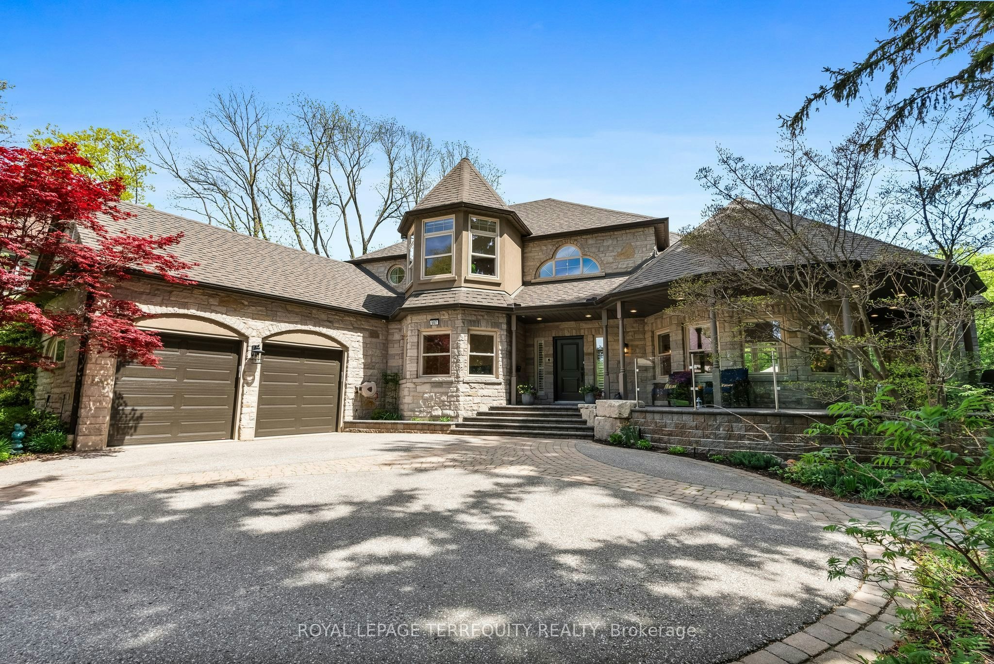 507 Rougemount Drive, Pickering, ON, L1W 2B8