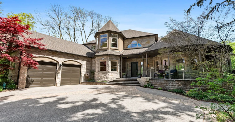 507 Rougemount Drive, Pickering, ON, L1W 2B8