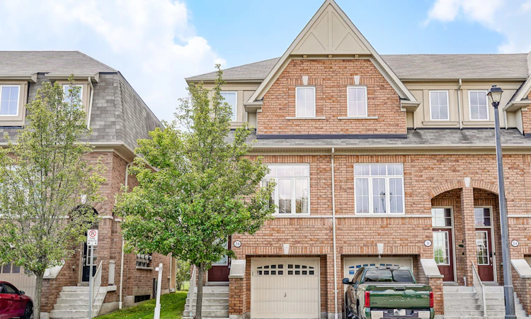 28 Burtonbury Lane