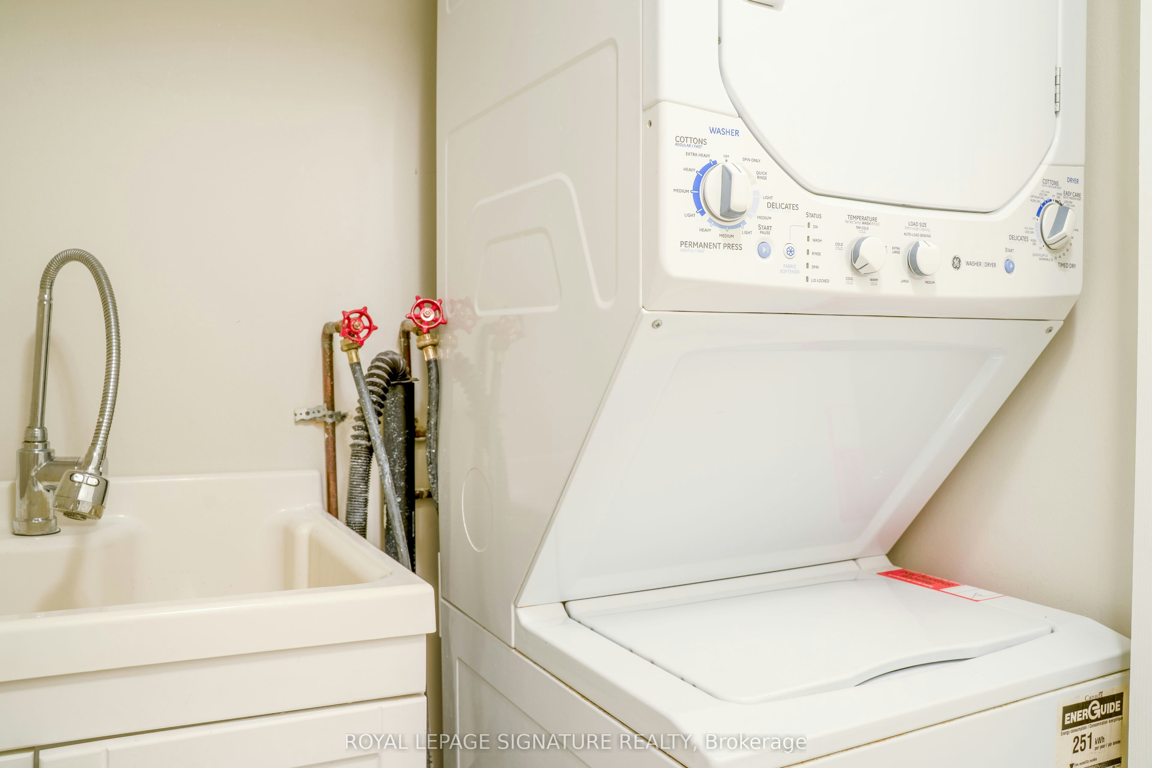 Bsmt-180 Leyton Avenue, Toronto, ON, M1L 3V6 - 4
