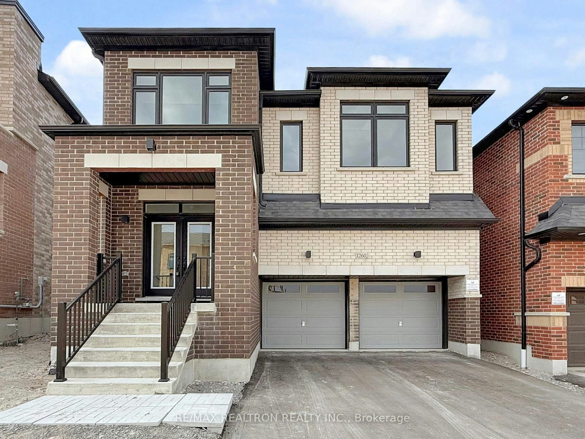 1260 Talisman Manor, Pickering, ON, L1X 0R8