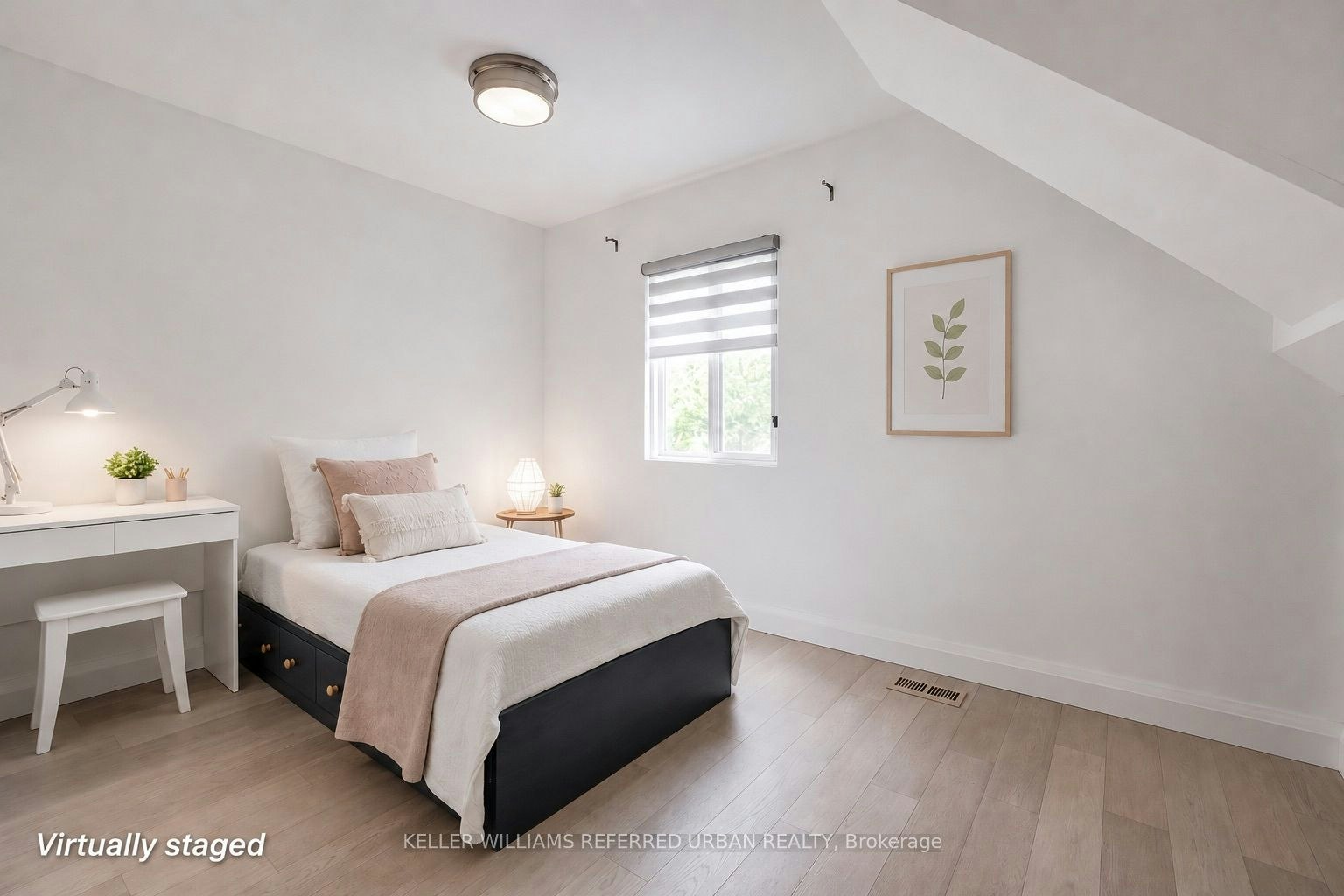 50 Frater Avenue, Toronto, ON, M4C 2H6 - 8