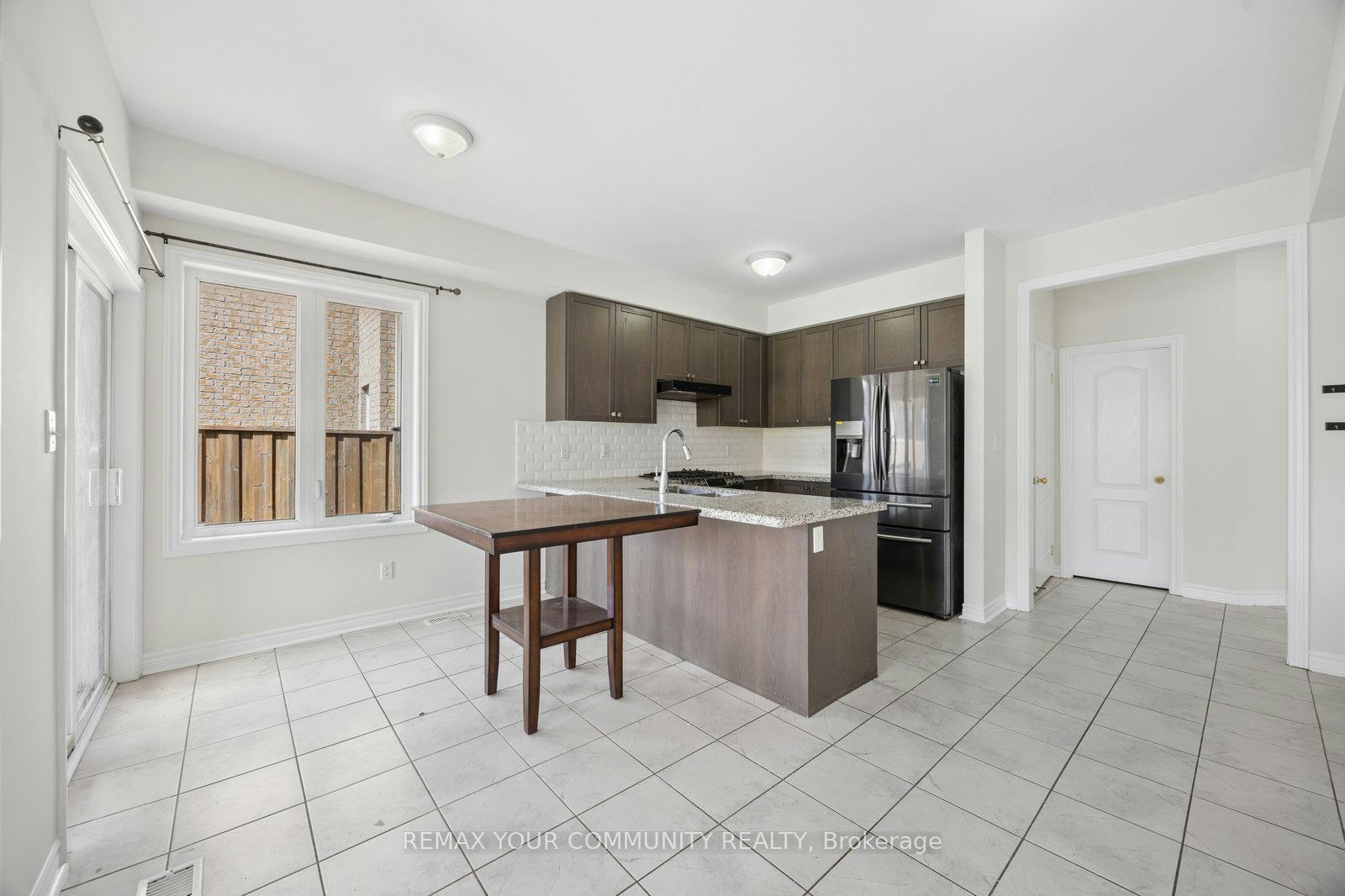 905 Greenhill Avenue, Oshawa, ON, L1K 0X9 - 6