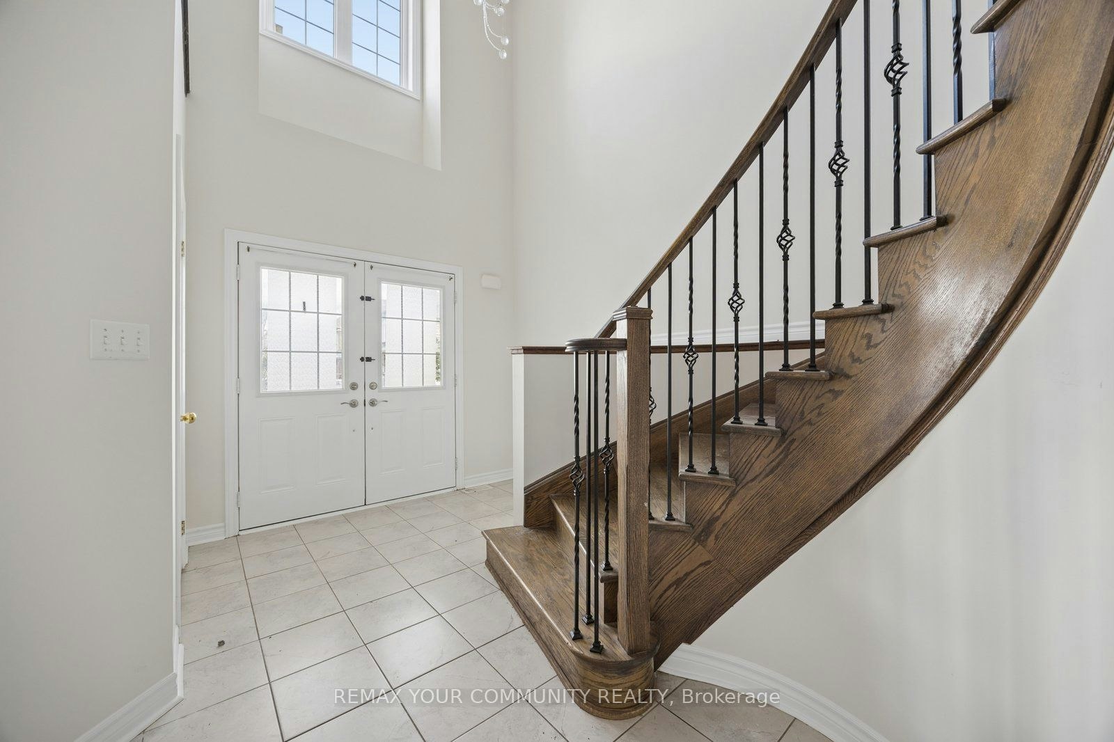 905 Greenhill Avenue, Oshawa, ON, L1K 0X9 - 3