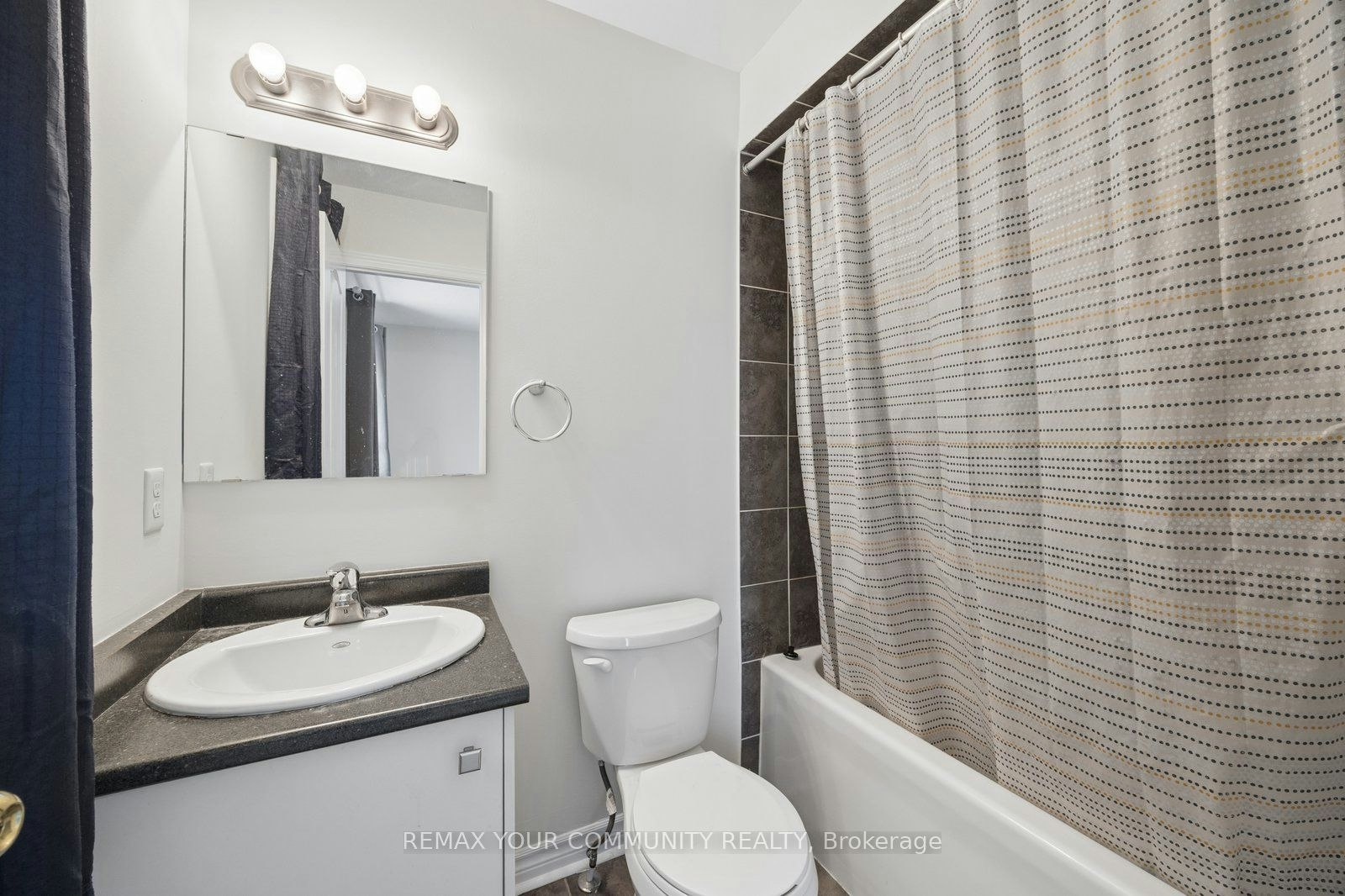 905 Greenhill Avenue, Oshawa, ON, L1K 0X9 - 27