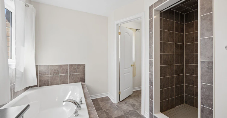 905 Greenhill Avenue, Oshawa, ON, L1K 0X9 - 18