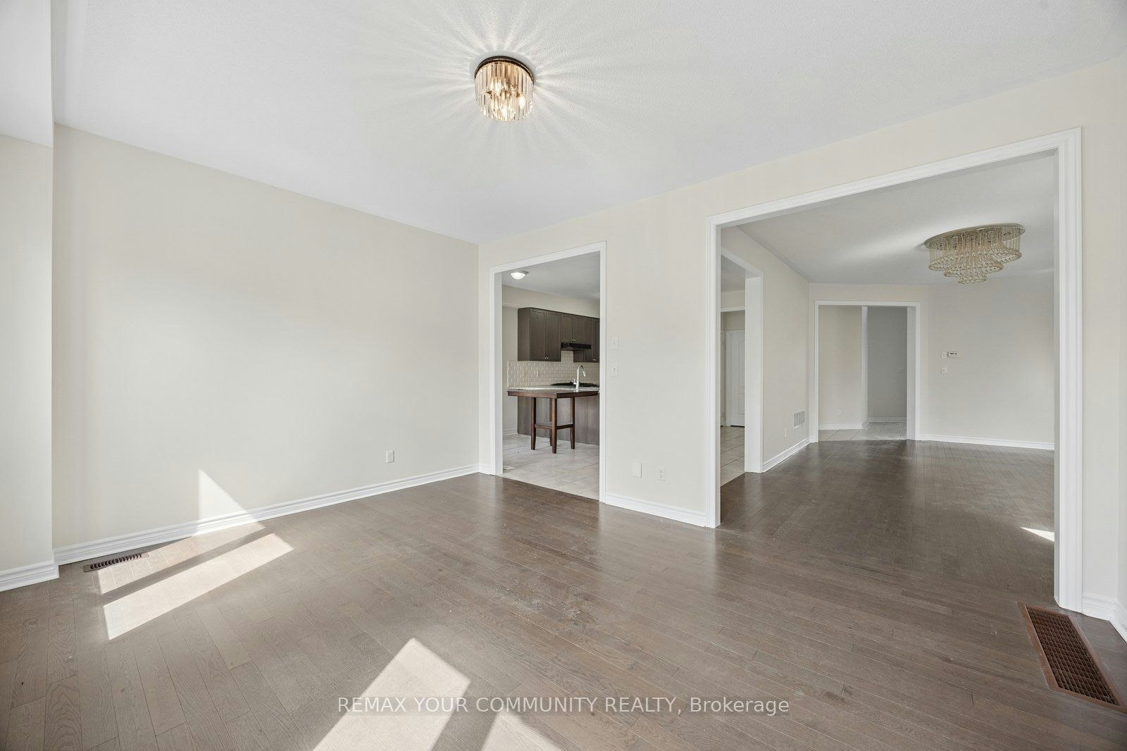 905 Greenhill Avenue, Oshawa, ON, L1K 0X9 - 13