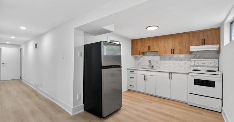 Basement-297 Kennedy Road, Toronto, ON, M1N 3P6 - 2