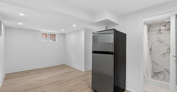 Basement-297 Kennedy Road, Toronto, ON, M1N 3P6 - 5