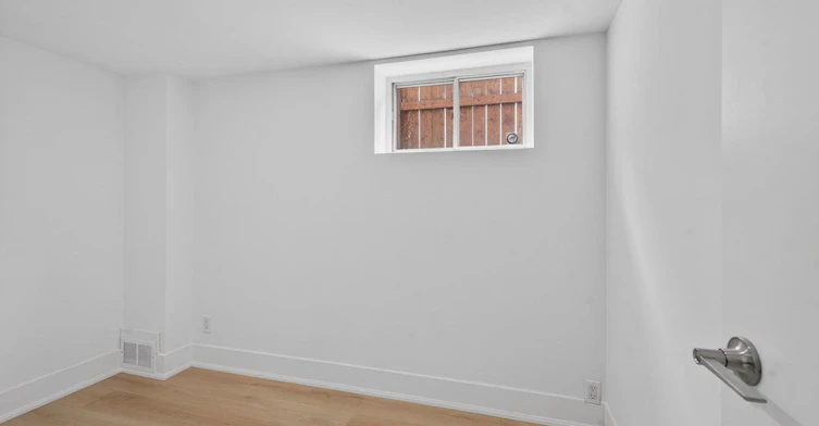 Basement-297 Kennedy Road, Toronto, ON, M1N 3P6 - 8