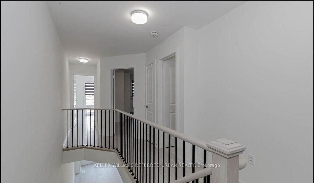 Main-1579 Midland Avenue, Toronto, ON, M1P 3C1 - 5