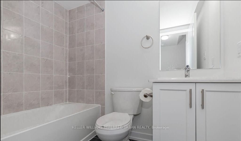 Main-1579 Midland Avenue, Toronto, ON, M1P 3C1 - 12