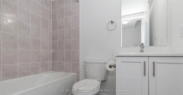 Main-1579 Midland Avenue, Toronto, ON, M1P 3C1 - 12