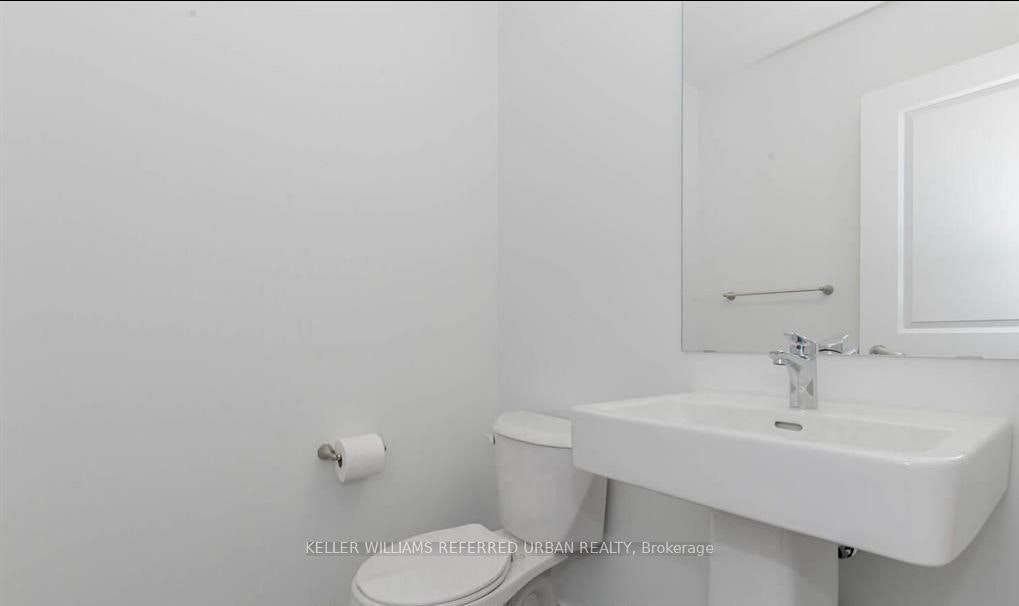Main-1579 Midland Avenue, Toronto, ON, M1P 3C1 - 13