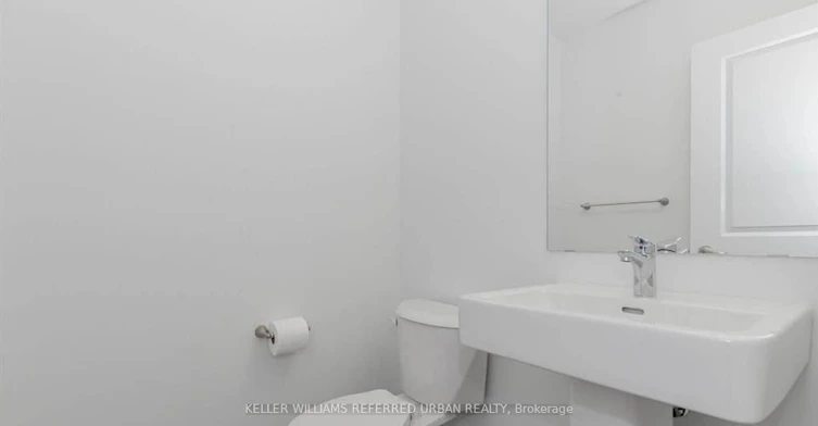 Main-1579 Midland Avenue, Toronto, ON, M1P 3C1 - 13
