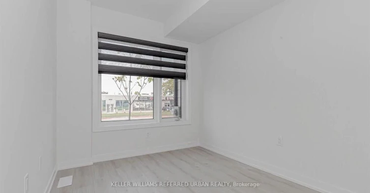Main-1579 Midland Avenue, Toronto, ON, M1P 3C1 - 6